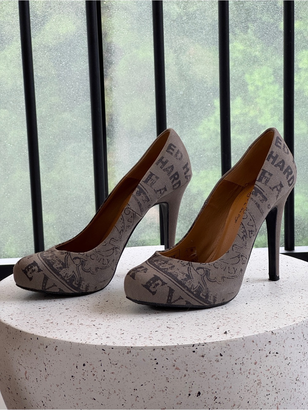 Ed Hardy Vintage 2012 Gray Printed Stiletto Pumps